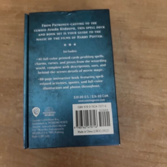Harry Potter Spell Deck and Interactive Book - Deck of cards is unwrapped - Picture 2 of 6